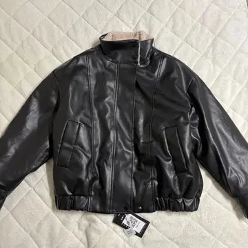 새상품 가죽 자켓 보아 안감 부착