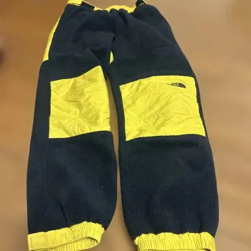 플리스 캐주얼 팬츠 블랙과 옐로우 컬러