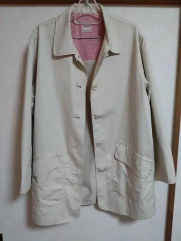 맥그리거 스프링 코트 새상품급