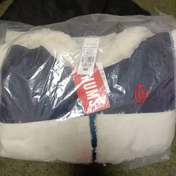 참스 플리스 자켓 화이트