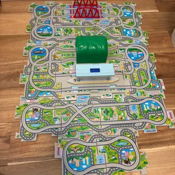 패널 월드 패널 16개 + 다리 + 터널 + 역