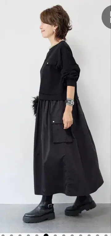블랙 플레어 스커트 롱 스커트