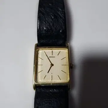 SEIKO 골드 블랙 시계