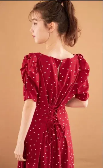 tocco closet 펄 장식 백 레이스업 하트 도트 원피스