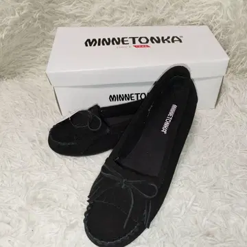 새상품! 미네통카 MINNETONKA KILTY 25cm