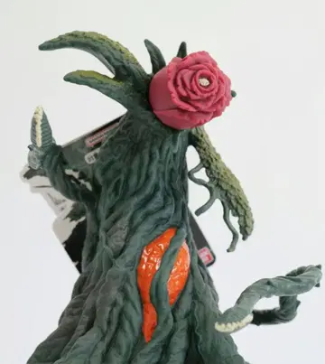 비올란테 꽃 괴수 형태 무비 몬스터 시리즈