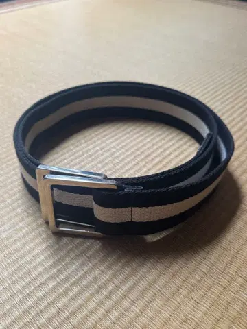 양품 발리 BALLY 벨트 블랙&화이트 레스포 천연 가죽 캔버스