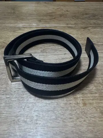 양품 발리 BALLY 벨트 블랙&화이트 레스포 천연 가죽 캔버스