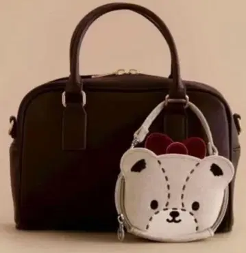 헬로키티 브릴미 브라운 파우치 포함 백