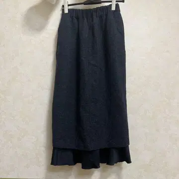 다크 그레이 플레어 스커트 울 혼방