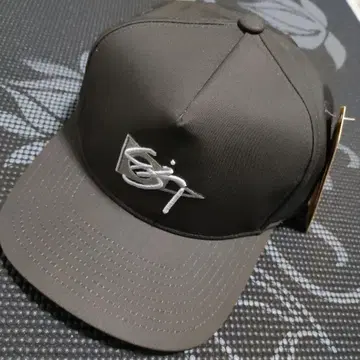 시그젠 FLORENCE 블랙 스냅백 캡