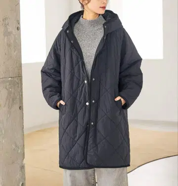 스튜디오 클립 퀼팅 후드 롱 코트