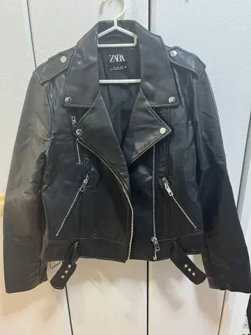 ZARA 블랙 라이더 자켓
