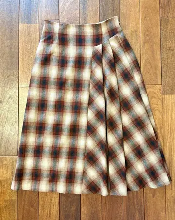 ANAYI 아나이 울 혼방 옴브레 체크 플레어 스커트 롱 새상품급