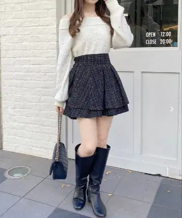 INGNI 백 레이스업 리본 플레어 스커트