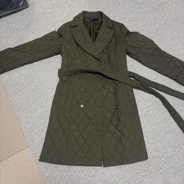 LAURA ASHLEY 퀼팅 트렌치코트