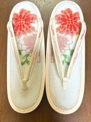 기모노 조리 23.5cm 비즈 장식 축하 맑은 옷 성인식