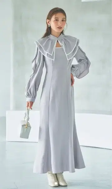 릴리안 캐럿 케이프 칼라 원피스