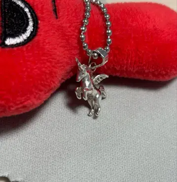 유니콘 탑만 약 2cm