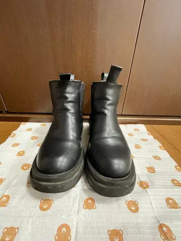 블랙 사이드 고어 부츠 통굽