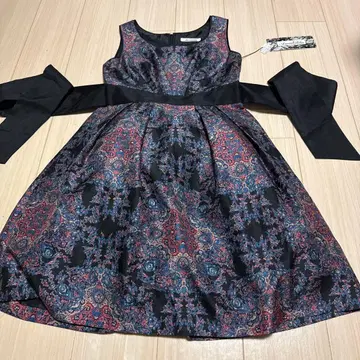 Amabilita 꽃무늬 슬리브리스 원피스 M 사이즈