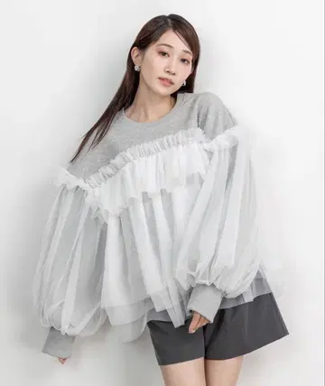 RANDA 볼륨 프릴 튤 맨투맨