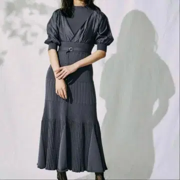 머큐리 듀오 이소재 도킹 플레어 니트 원피스 네이비 컨디션 최상