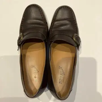 가죽 로퍼 다크 브라운 버클 포함