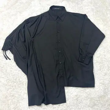 컨디션 최상 초레어 NO ID. 긴팔 셔츠 비대칭 블랙 프리 사이즈