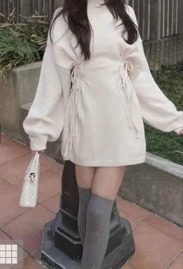 그레일 리본 니트 원피스