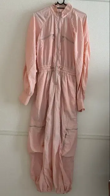 핑크 올인원 작업복