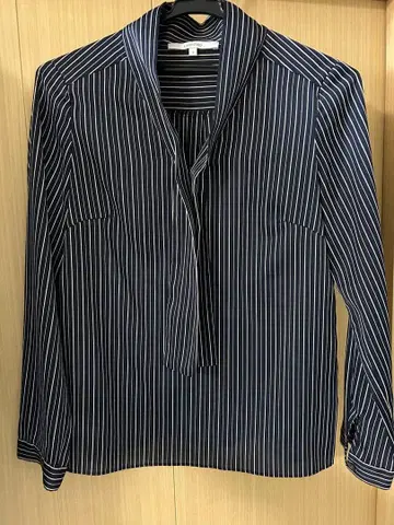 UNTITLED 스트라이프 패턴 보타이 블라우스