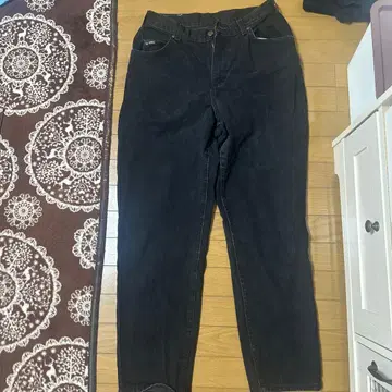 리 블랙 데님 스트레이트 팬츠