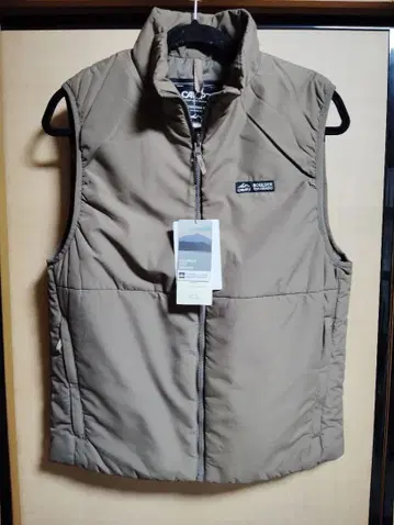 [ 새상품 택 포함 ] CAMP7 충전솜 베스트 사이즈 M 베이지 계열