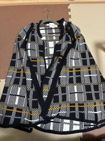 chesty 니트 케이프 코트