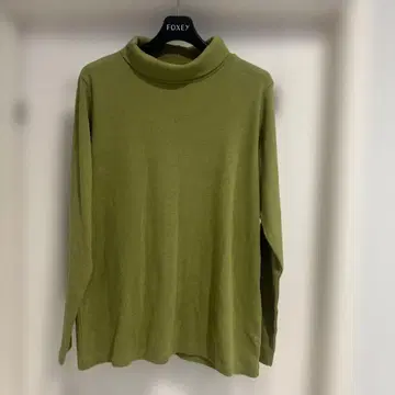 APPLE HOUSE 터틀넥