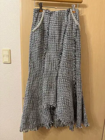 LILY BROWN 트위드 플레어 스커트 사이즈 0