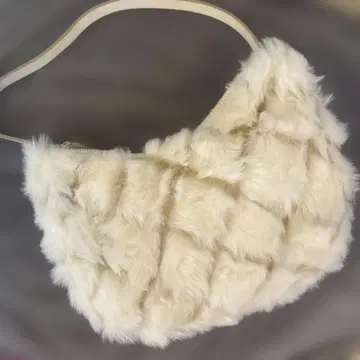 사만다 타바사 퍼 숄더백