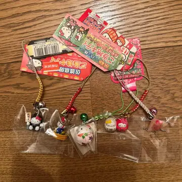 헬로키티 스트랩 세트 일본제