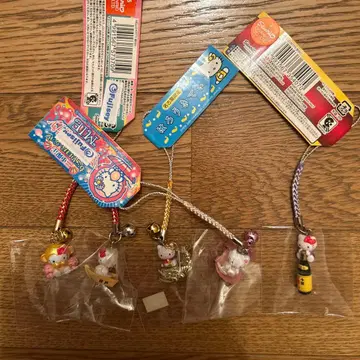 헬로키티 참 포함 스트랩 5개 세트