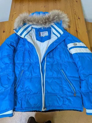 LIBERTY BELL 파랑 다운 자켓