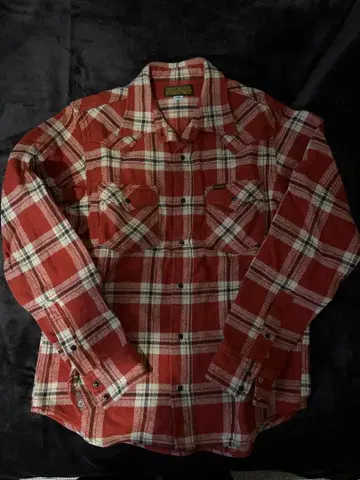 IRON HEART 체크 무늬 플란넬 셔츠