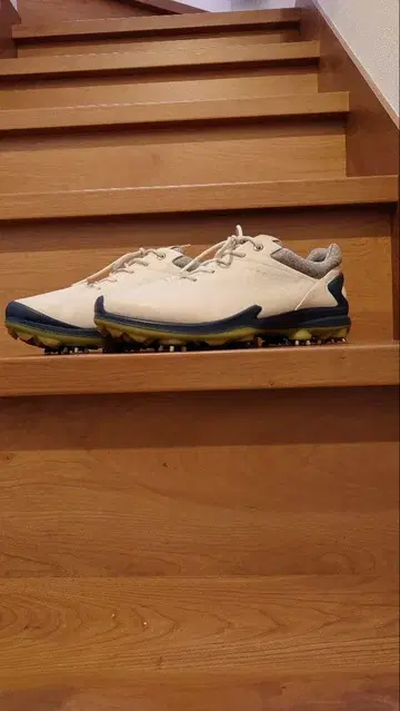 ecco 골프화 화이트 스파이크 포함