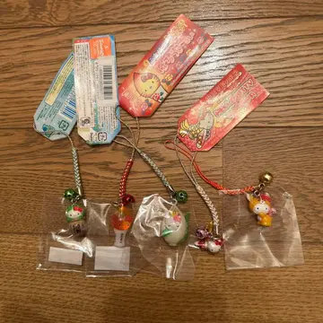 헬로키티 스트랩 세트