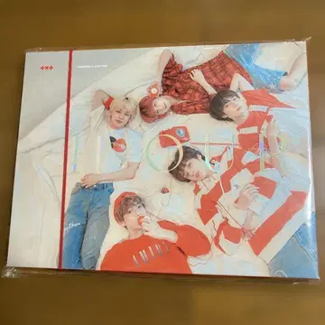 txt the second photobook H:OUR hour