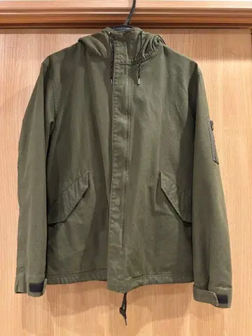 나노 유니버스 올리브 마운틴 파카