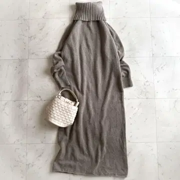 새상품급 스픽앤스팬 울 캐시미어 터틀넥 롱 기장 니트 원피스