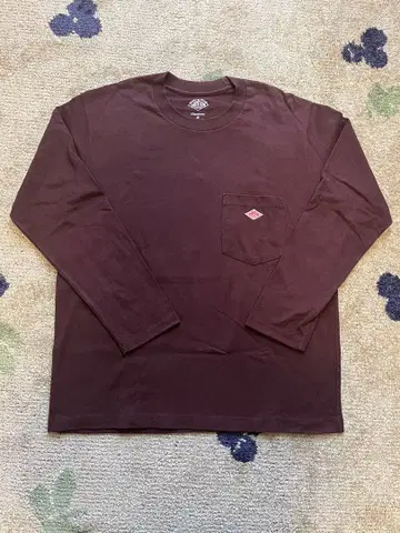 단톤 긴팔 T셔츠