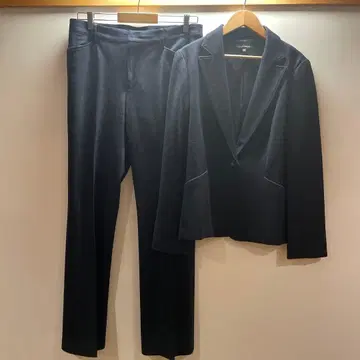 네이비 팬츠 수트