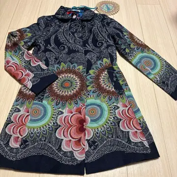 Desigual 고블랑 직조 페이즐리 꽃무늬 코트 38